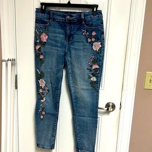 St John’s Bay Skinny Leg Jeans with Embroidered Flowers